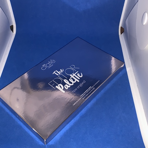 CIATÉ 
EDITOR PALETTE - NEW ENGLAND VEGAN AUTUMN EYESHADOW PALETTE 🎨 - Picture 4 of 5